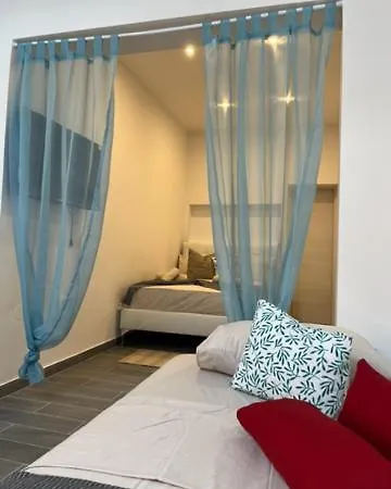 Naomi Casa de hóspedes Poreč