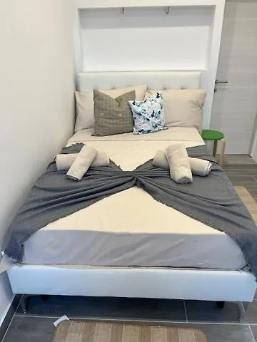 Naomi 3* Poreč