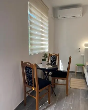 Maison d'hôtes Naomi 3*