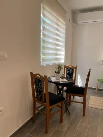 게스트하우스 Naomi 포레치